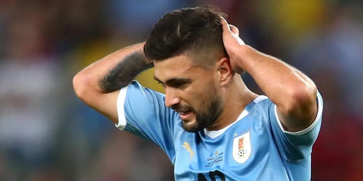 Jogador foi acusado de preferir o clube por jornalista