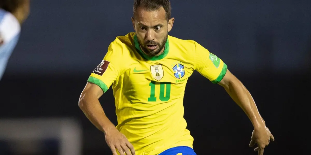 Jogador foi destaque nas duas vitórias da Seleção Brasileira nos jogos das Eliminatórias