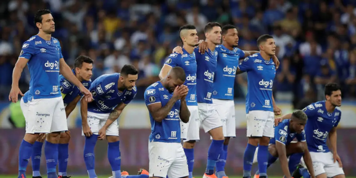 Jogador foi rebaixado com a Raposa e virou ídolo do Alviverde Imponente