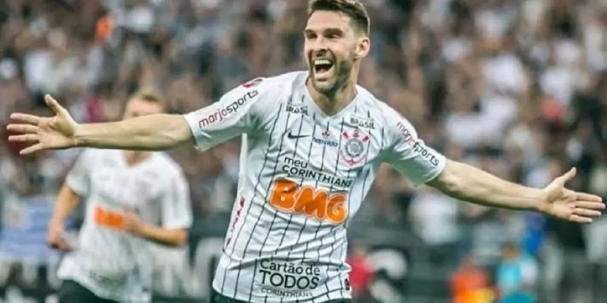 Jogador foi recusado por Vagner Mancini e está há dois meses sem jogar