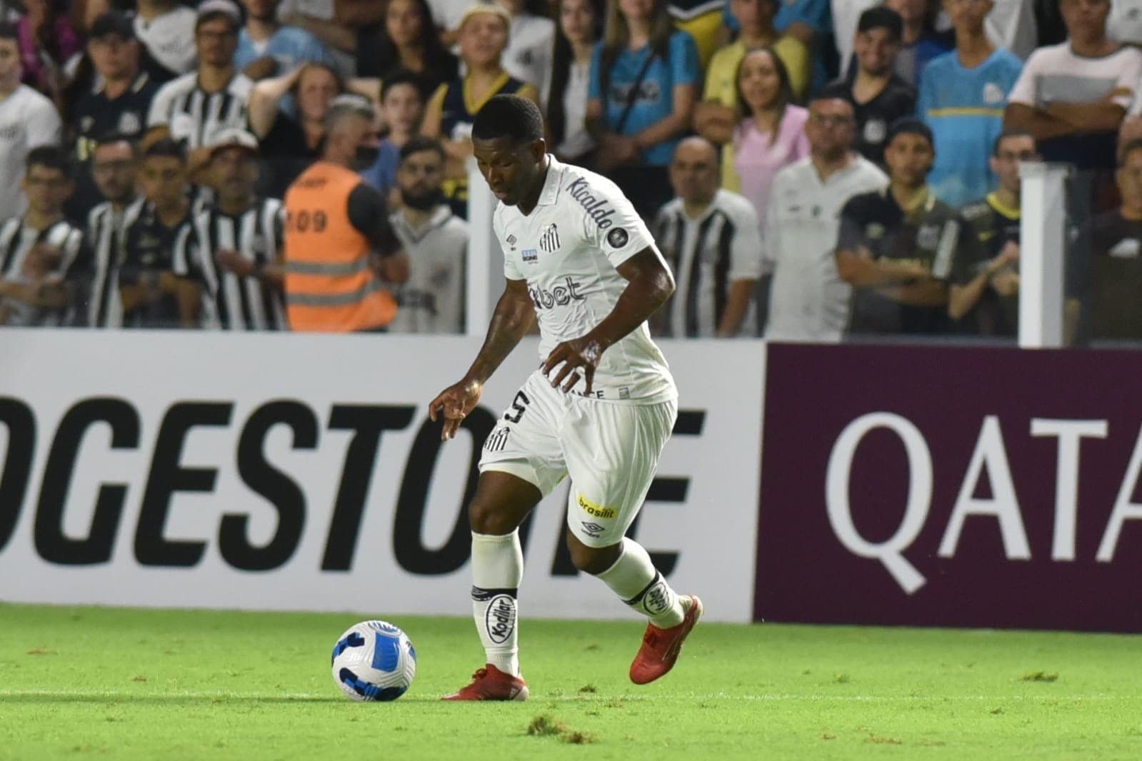 Jogador foi sondado por dois times do Equador