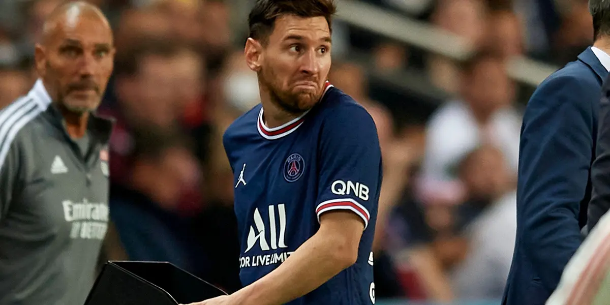 Jogador foi substituído no último domingo (19) e causou revolta na internet