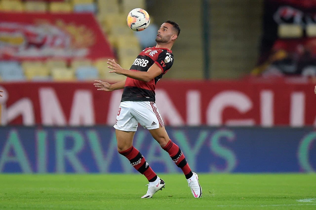 Jogador foi titular contra o Goiás