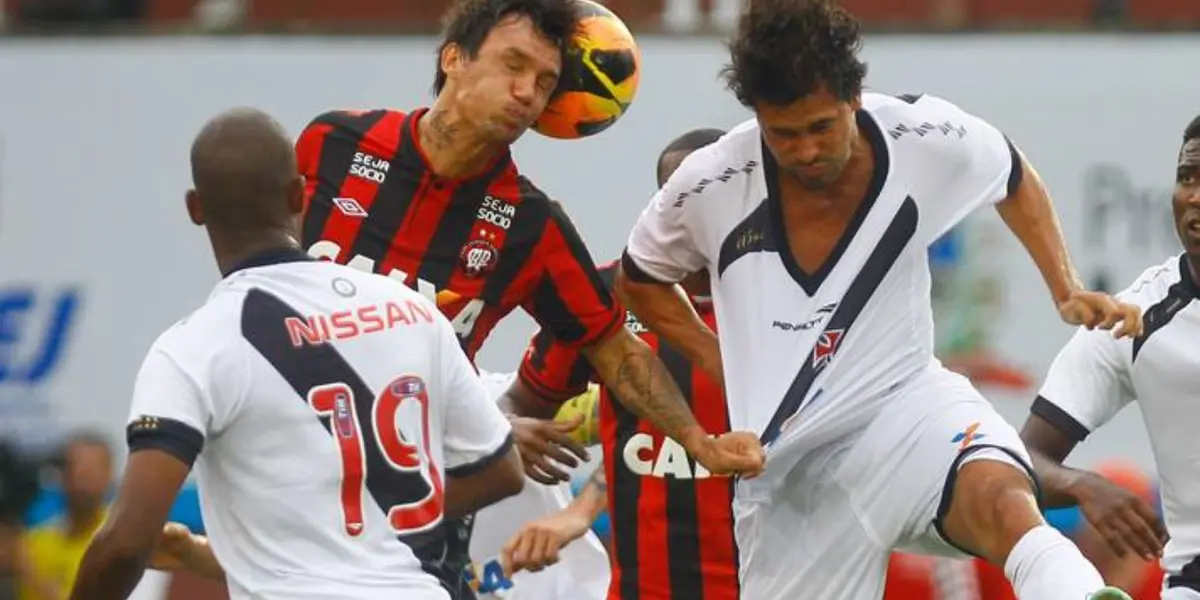 Jogador foi um dos que ficaram marcados na campanha do rebaixamento em 2013