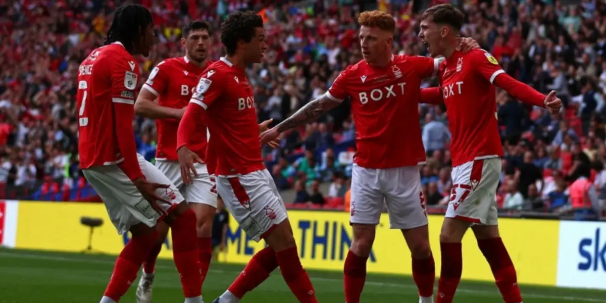 Jogador ganhou destaque no futebol brasileiro e tenta se firmar na Inglaterra