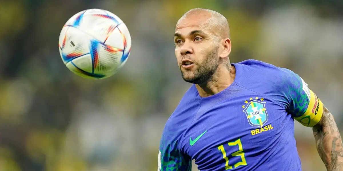 Jogador mais vitorioso da história do futebol, o brasileiro está preso desde janeiro