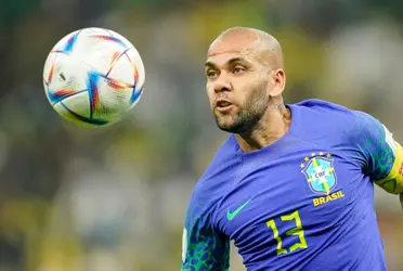 Jogador mais vitorioso da história do futebol, o brasileiro está preso desde janeiro
