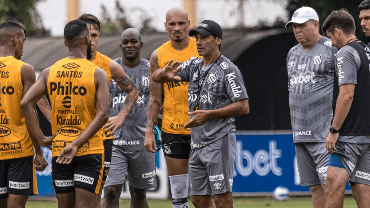 Jogador não deve ter chances com novo técnico do clube