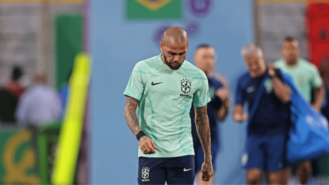 Jogador não teve boa atuação na Copa do Mundo, e agora enfrenta momento difícil fora dos gramados