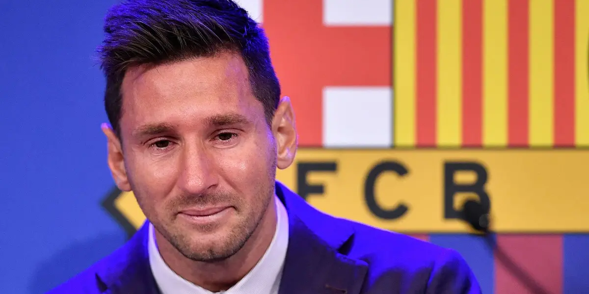 Jogador passou mais de 20 anos no clube, entre base e profissional e, na despedida, chorou muito