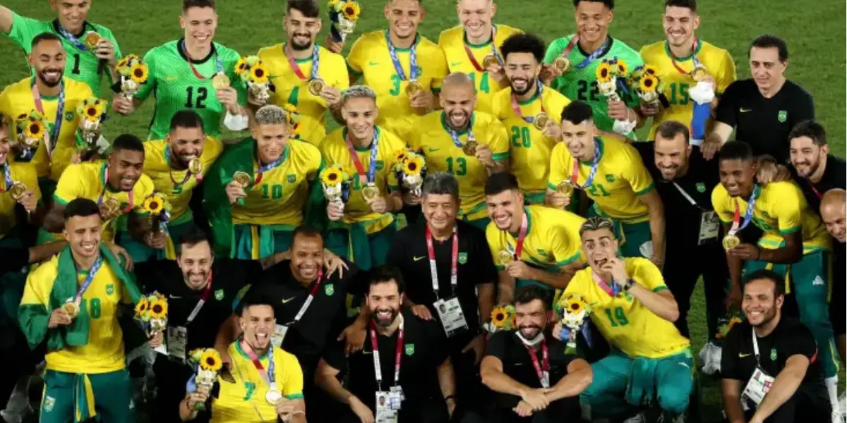 Jogador passou pela Seleção Brasileira e pode render milhões ao Timão