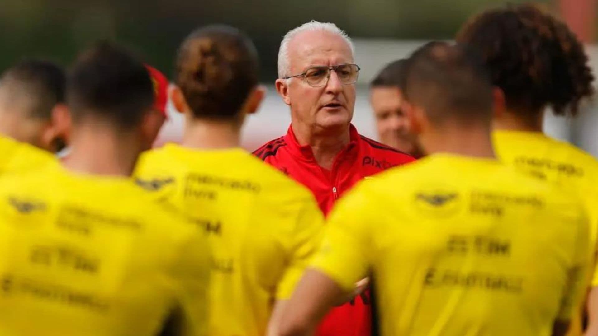 Jogador pode surpreender e aparecer na equipe titular do Flamengo
