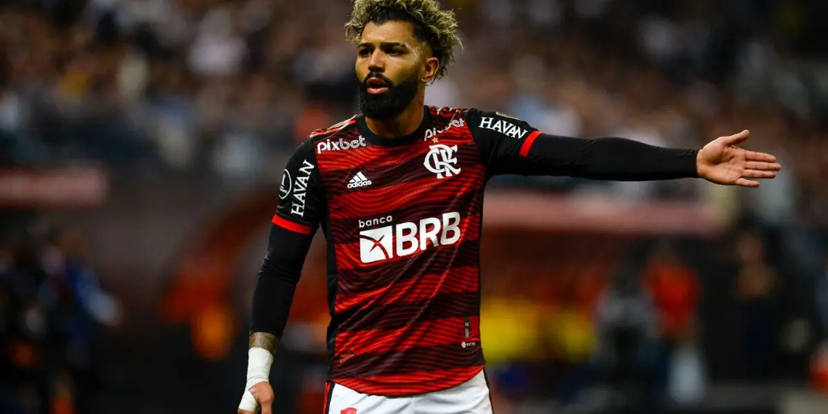 Jogador provocou torcida adversária após a classificação do Flamengo