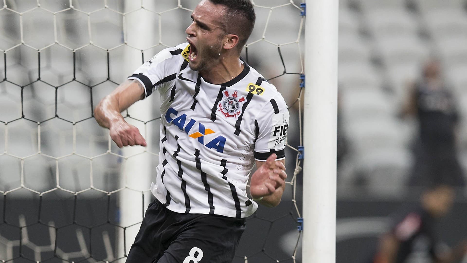 Jogador, que foi campeão brasileiro em 2015, volta ao clube querendo aumentar bons números
