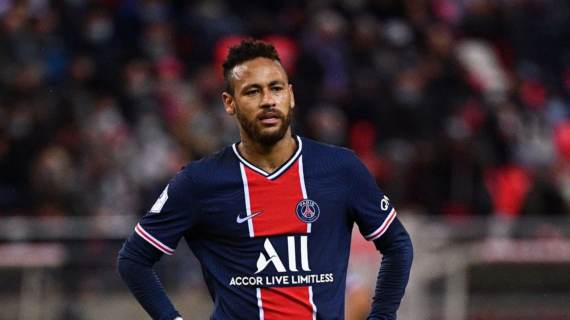 Jogador saiu de campo durante o clássico contra o Olympique de Marselha