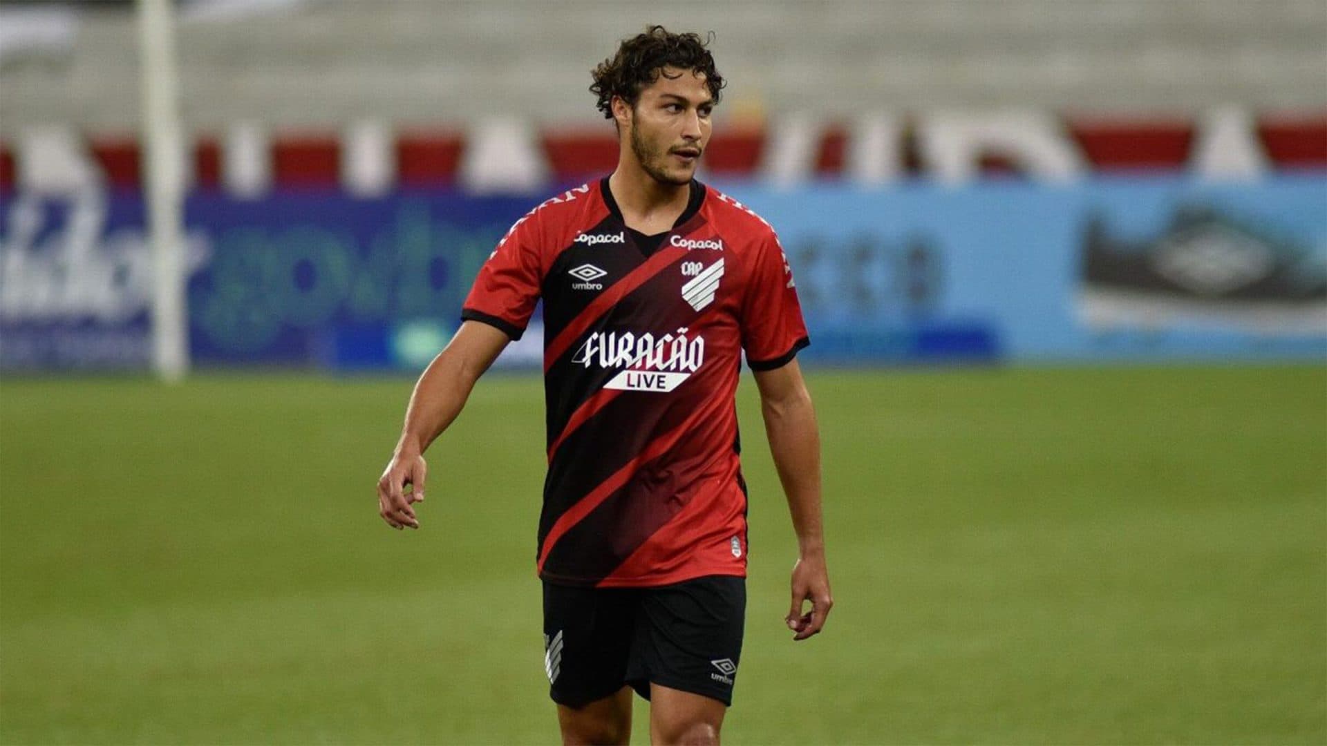 Jogador se envolveu em acidente com vítimas fatais em 2020