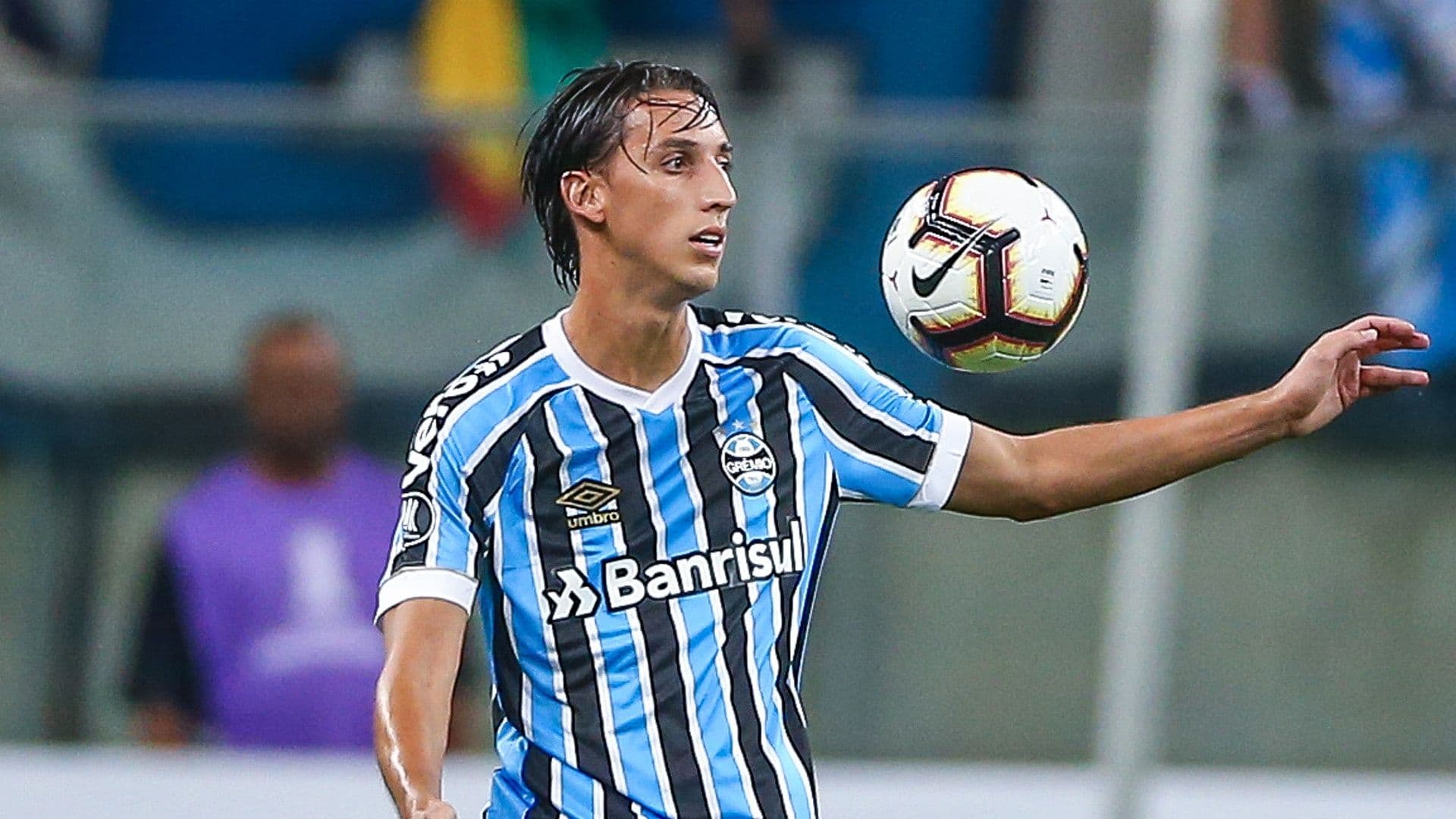 Jogador se machucou e preocupou os torcedores