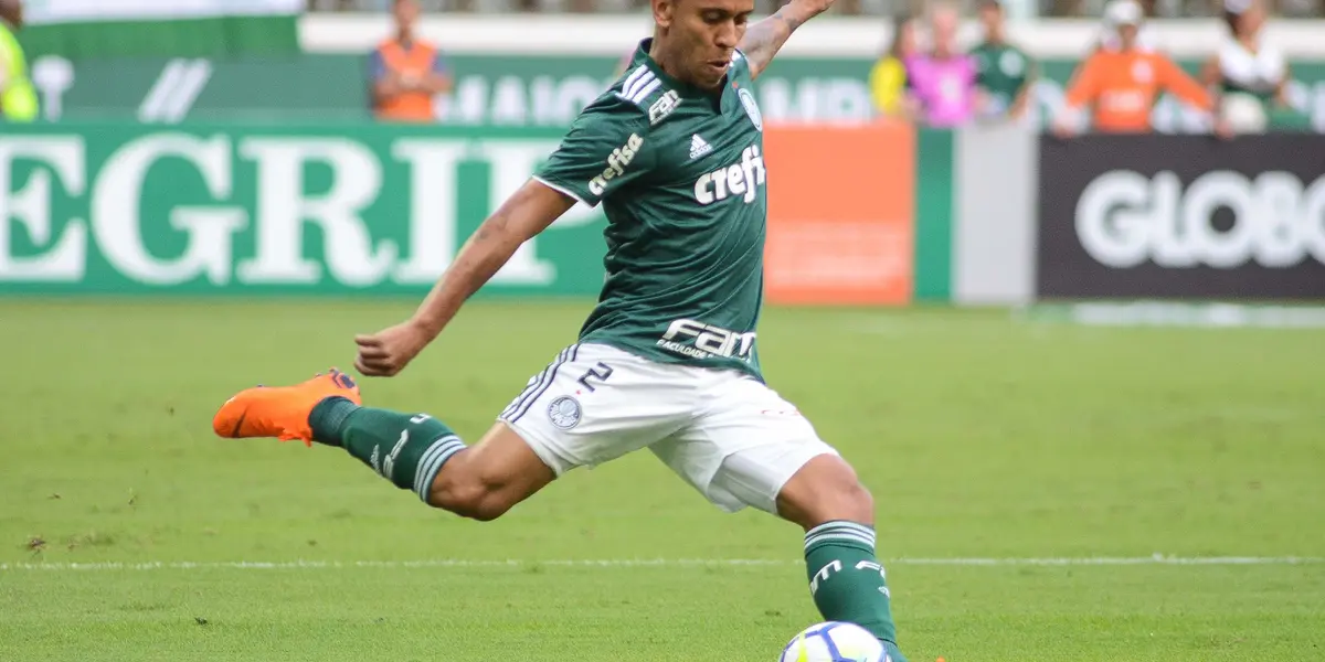 Jogador se mostrou muito triste por estar de fora da decisão