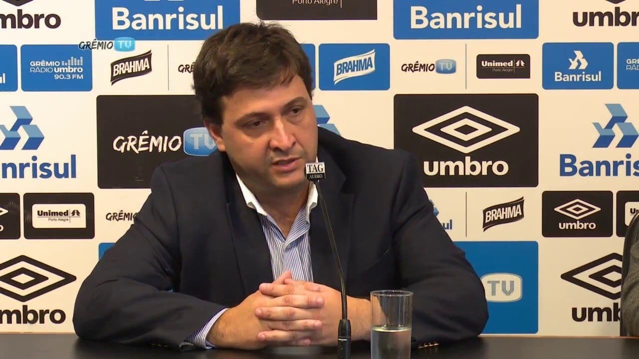 Jogador será apresentado para a torcida de forma pouco comum