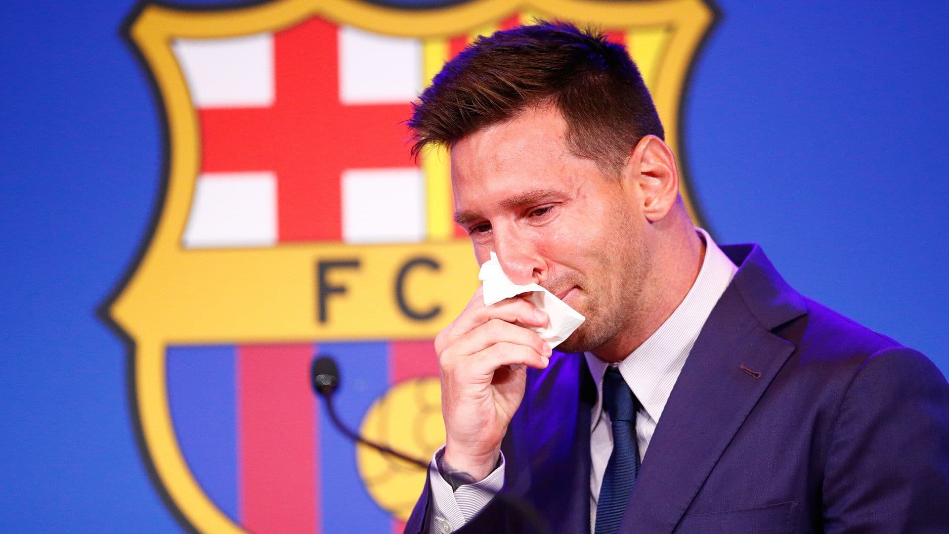 Jogador também falou sobre a negociação para permancer na equipe e criticou Joan Laporta