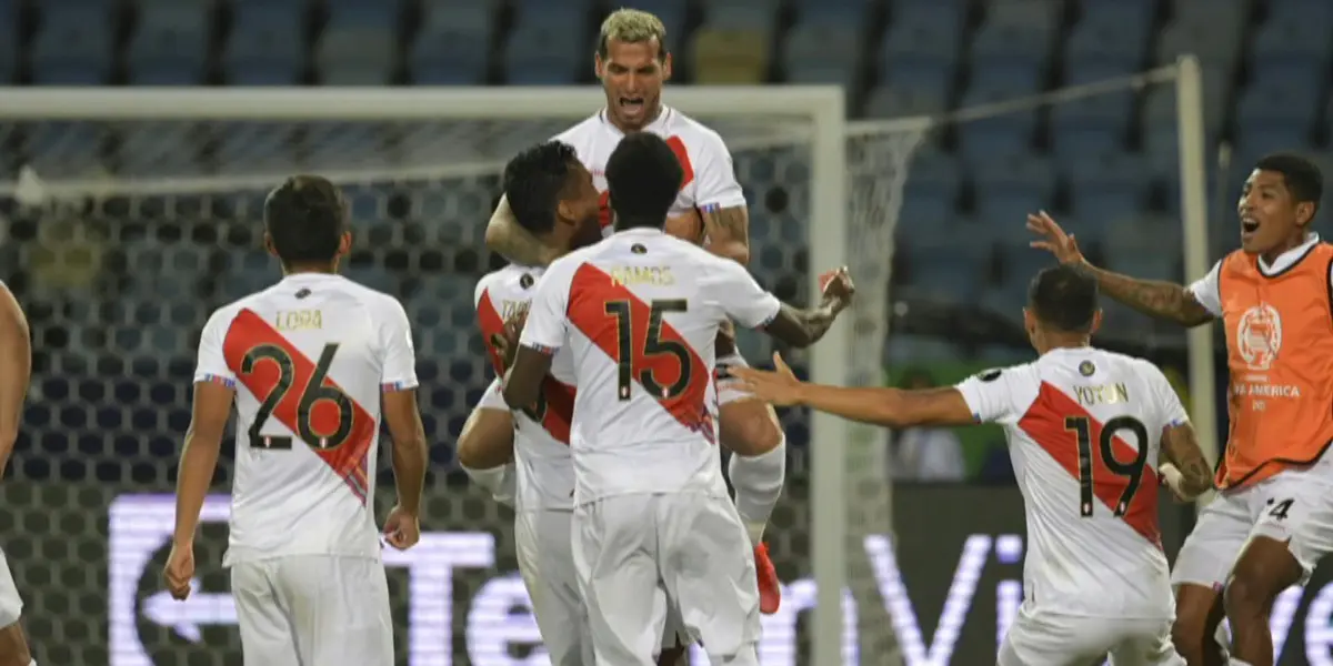 Jogador tem 4 participações diretas nas jogadas de gol do Peru  
