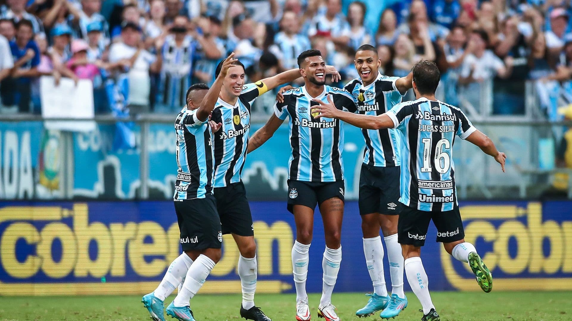 Jogador tem proposta de equipe do exterior para deixar o Grêmio
