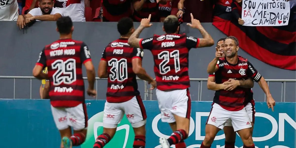 Jogador teve mais uma boa atuação com a camisa rubro-negra