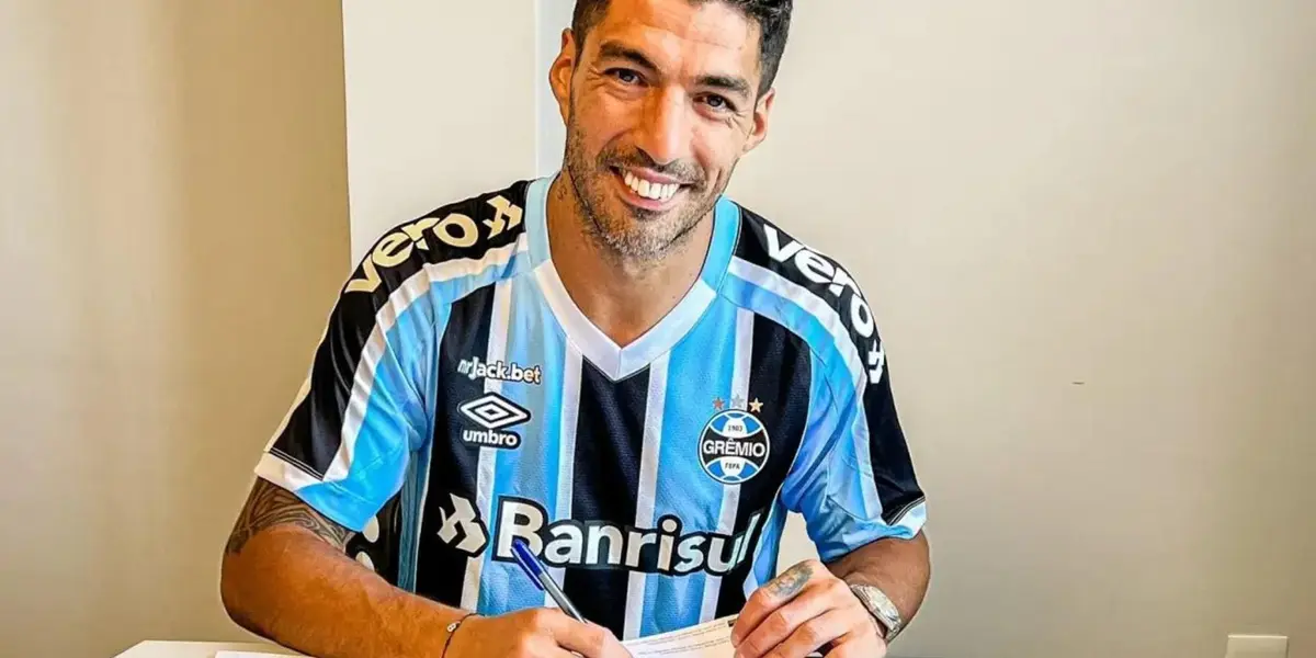 Jogador uruguaio acabou seguindo o conselho do ídolo argentino sobre próximo passo na carreira