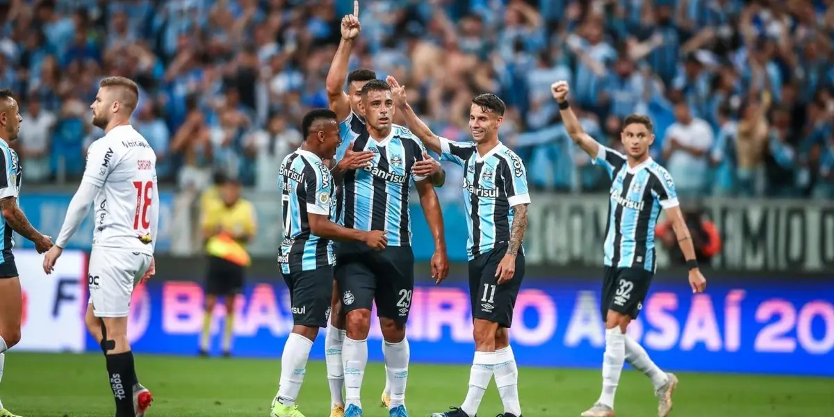 Jogador vai fechar com reforço europeu