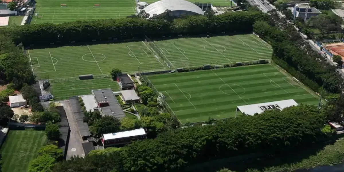 Jogador vem se destacando no rival da Barra Funda