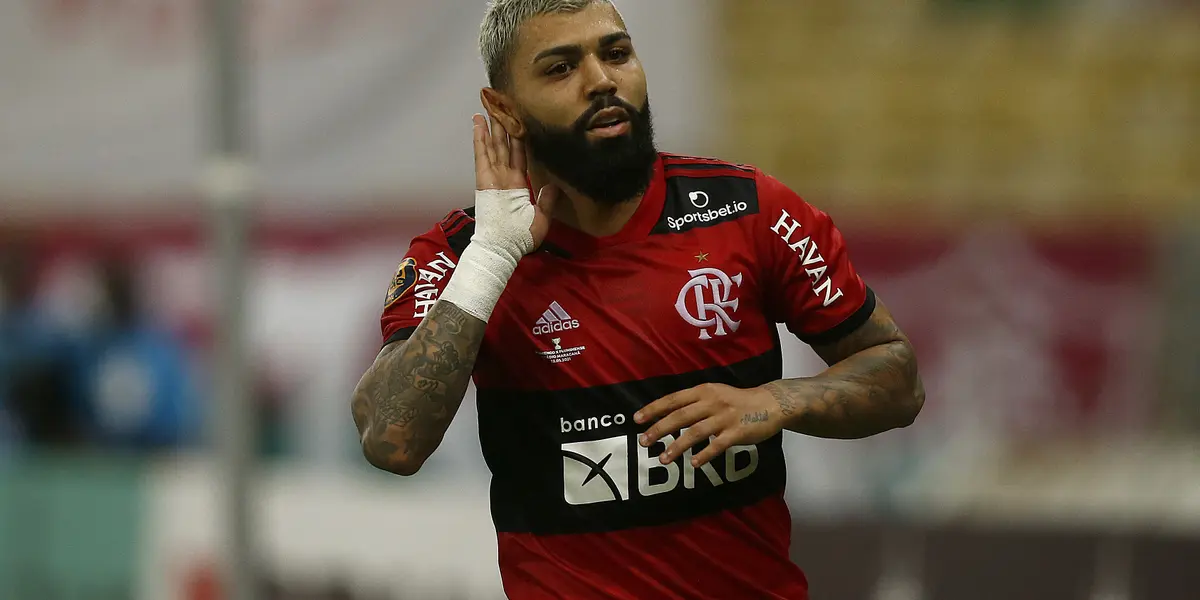 Jogador vem sendo criticado pela torcida e quase foi expulso contra o Tolima