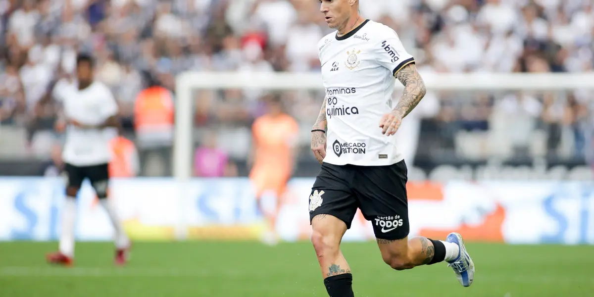Jogador vem sendo observado pelo time catalão há alguns meses e pode deixar o Corinthians