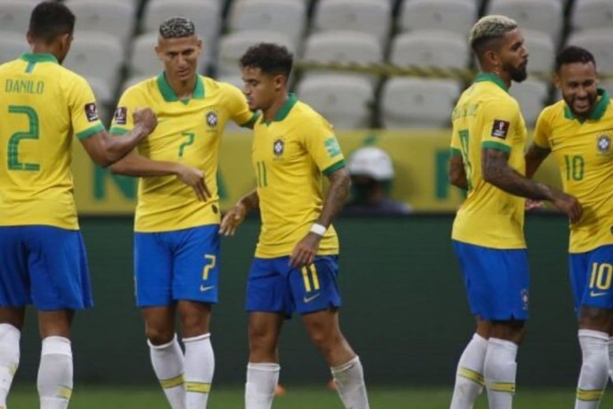 Jogador vem sofrendo para correr na altitude da Bolívia