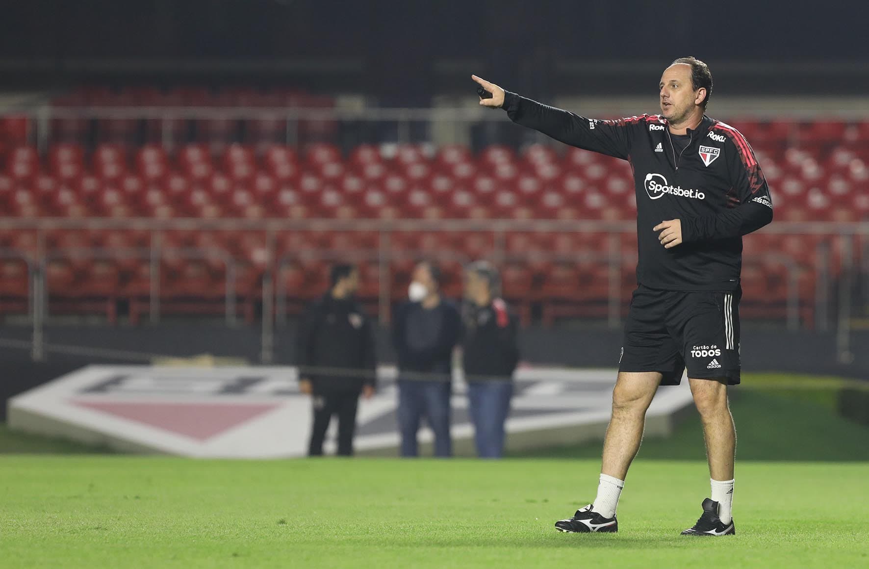 Jogadores de confiança do treinador podem reforçar o São Paulo em 2022