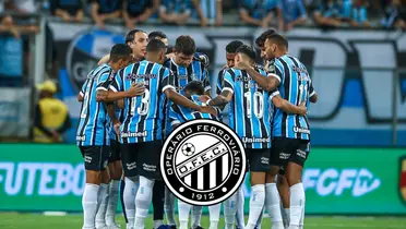 Jogadores do Grêmio reunidos antes de partida do time gaúcho