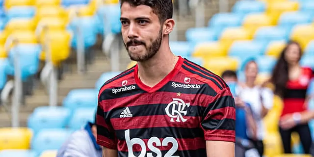 Jogadores vem sendo monitorados por clubes de fora do Brasil e podem deixar o rubro-negro nesta janela