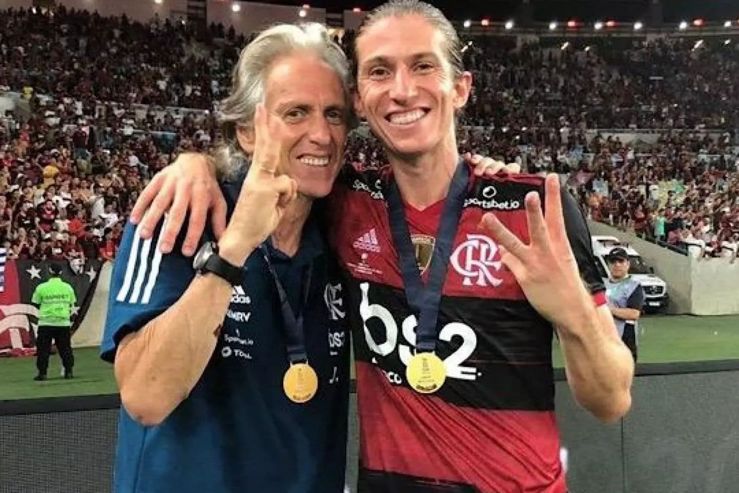 Jorge Jesus dá pitaco sobre situação do elenco do Flamengo e aponta qual o melhor caminho para o Mengão na lateral esquerda