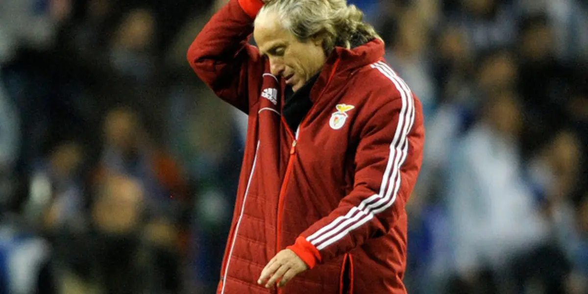 Jorge Jesus é “expulso” do Benfica pelos torcedores com campanha na internet