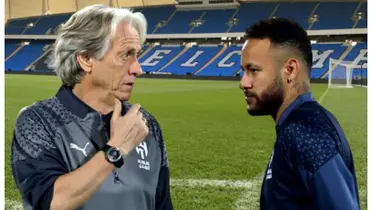 Jorge Jesus e Neymar com a camisa do Al-Hilal