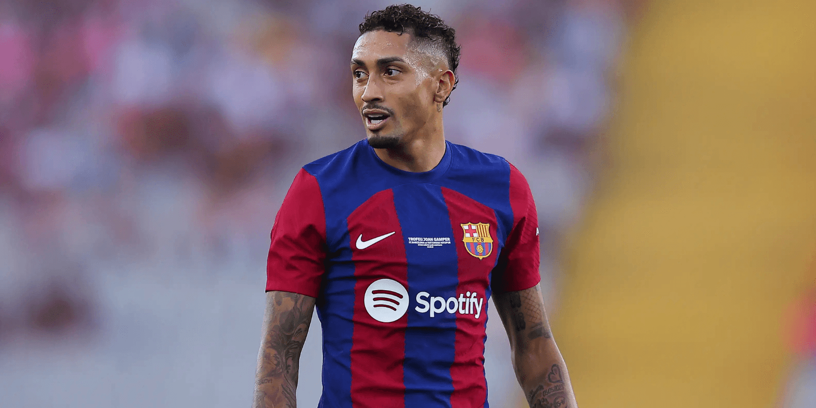 Jornal espanhol fala sobre Raphinha ganhar bola de ouro (Foto: Barcelona)