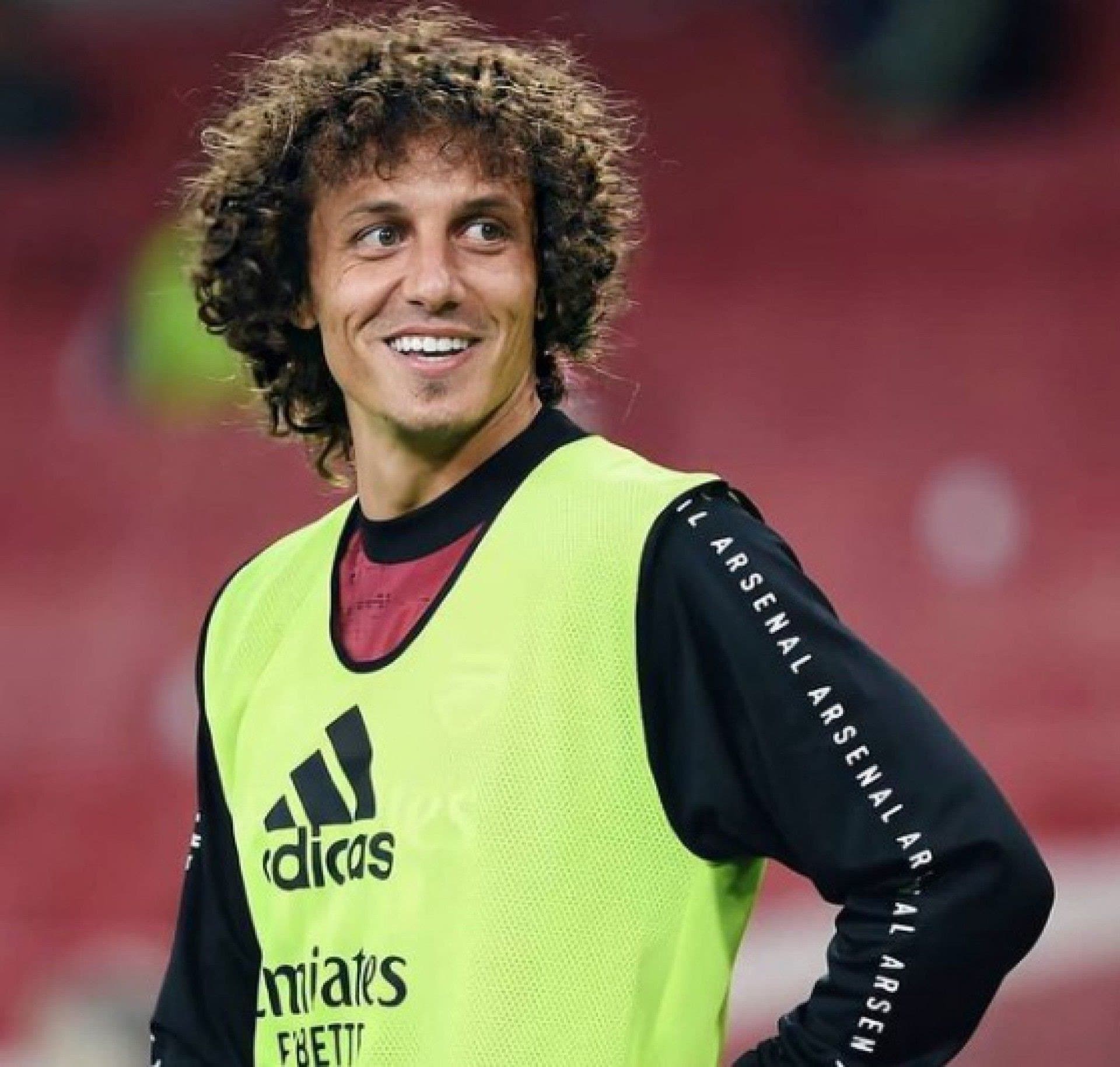 Jornalista italiano informa que David Luiz e Flamengo já têm tudo acertado verbalmente, resta a assinatura de contrato