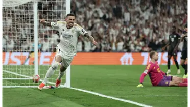 Joselu comemorando o gol da vitória