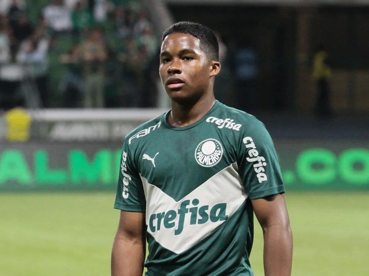 Jovem Endrick estreou pelo Palmeiras