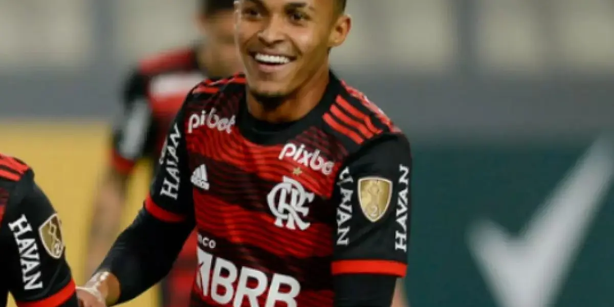 Jovem vem brilhando no Flamengo e vem ofuscando até mesmo os medalhões de 2019