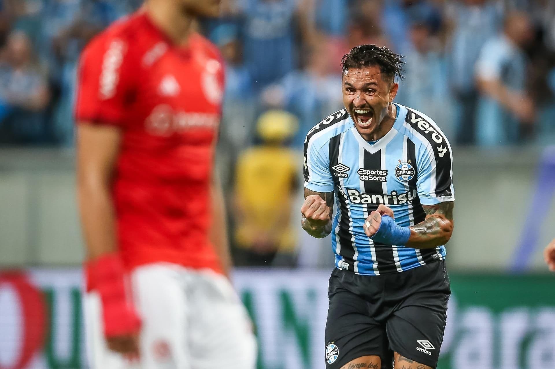 Juan Manuel Iturbe, atacante de 30 anos nascido na Argentina, mas que é naturalizado paraguaio, está atualmente negociando