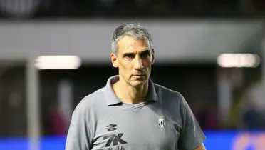 Juan Pablo Vojvoda durante Santos x Corinthians. Foto: Mauricio De Souza/AGIF