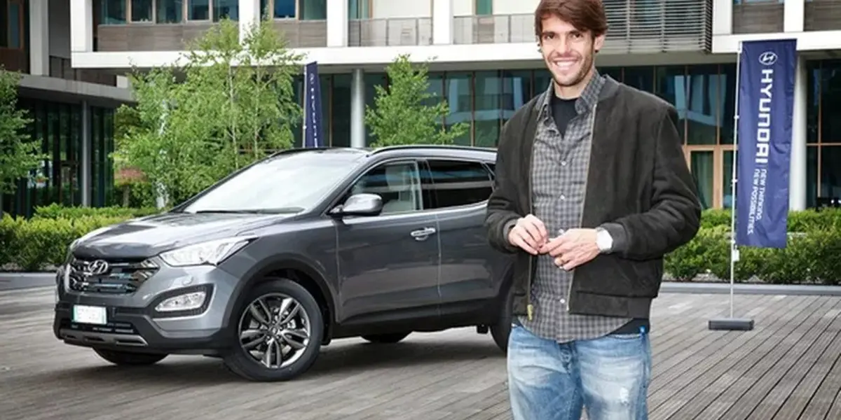 Kaká, um dos maiores nomes do futebol brasileiro, além de ostentar um dos maiores prêmios da história do esporte, desfrutando de benefício