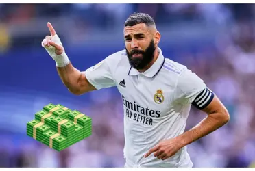 Karim Benzema com a camisa do Real Madrid