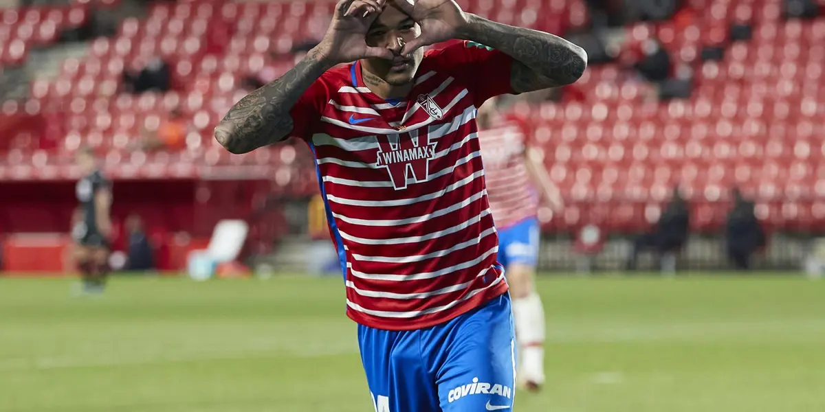 Kenedy novamente é alvo do Flamengo