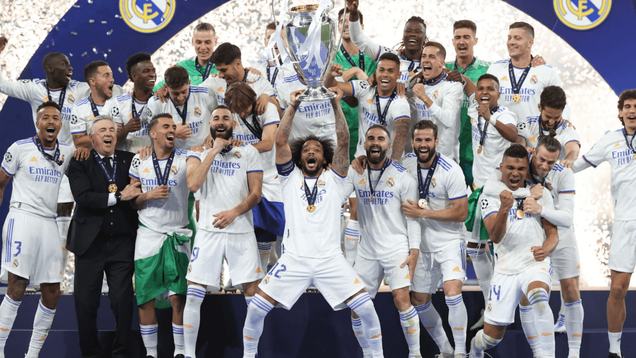 Lateral confirmou que sai do Real Madrid